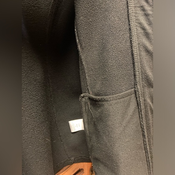 Polar King Woman’s Vest. - Picture 4 of 8